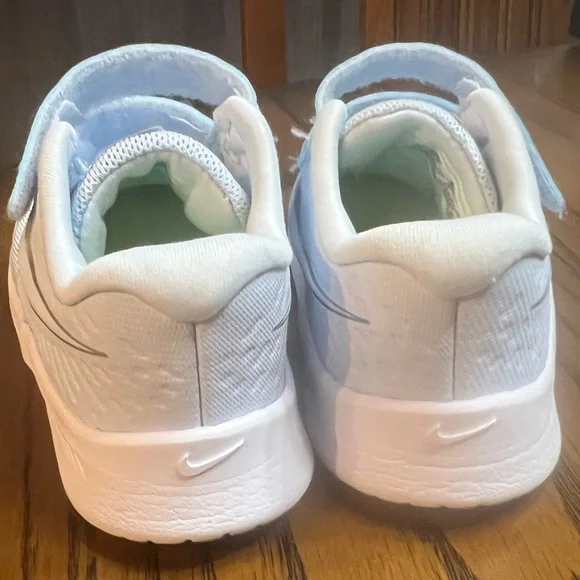 Boys Nike Star Runner Size 8 - Picture 5 of 5